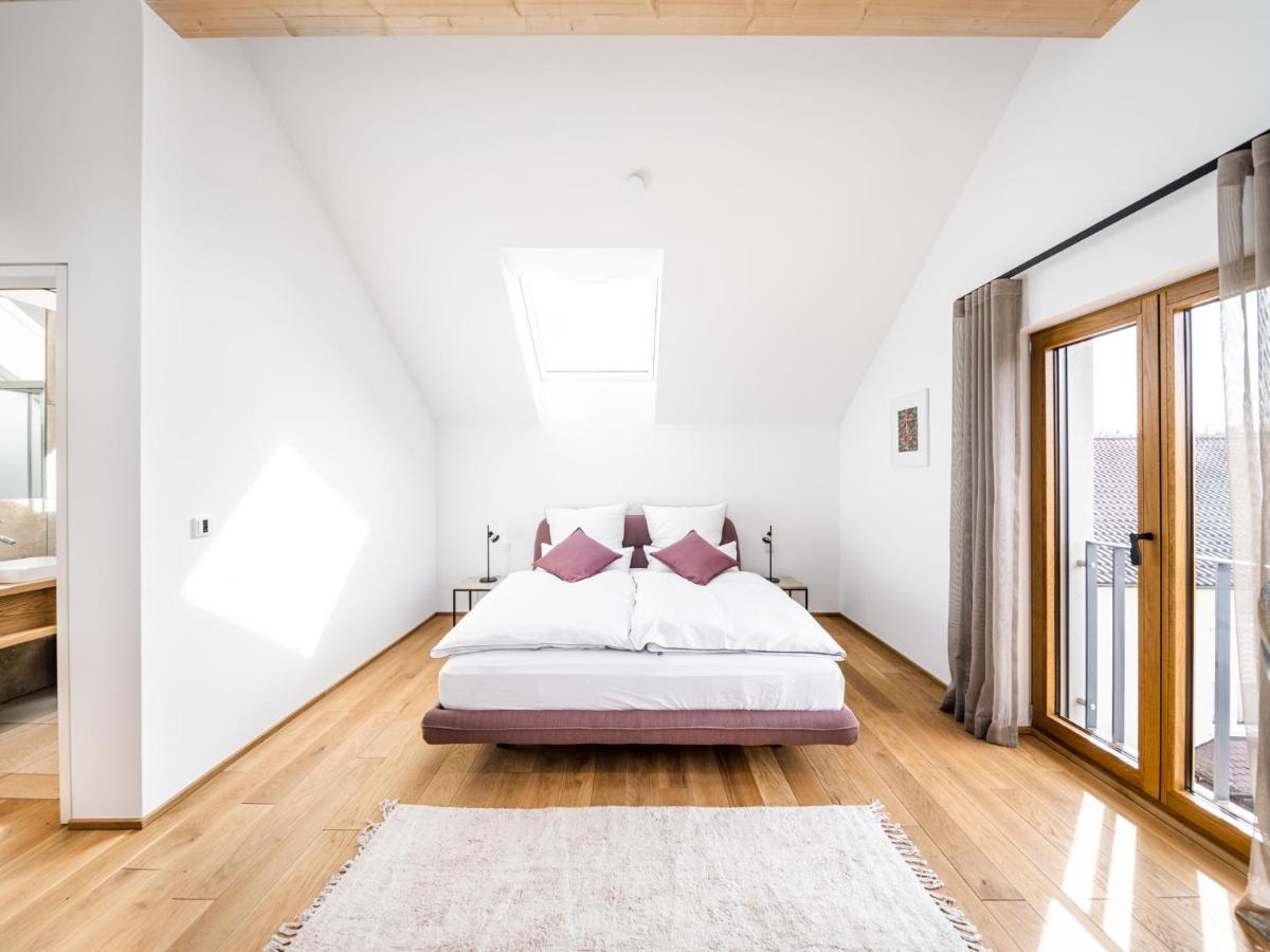 Alte Schule Tiefenbach Appartement Tiefenbach  Buitenkant foto